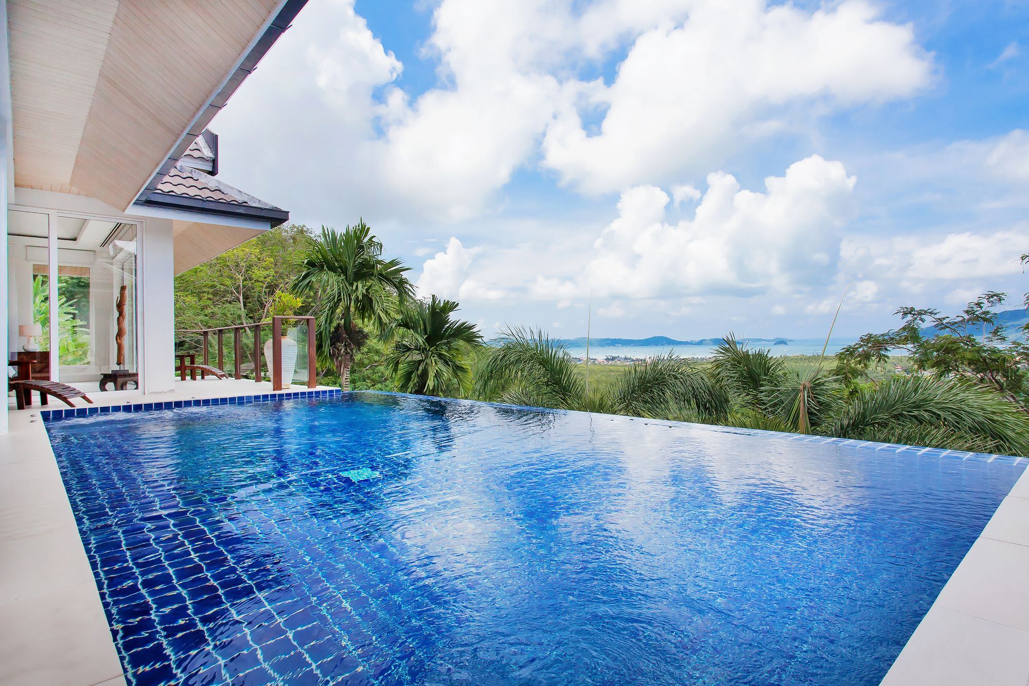 Villa Alangkarn Andaman 5 Bed Infinity Pool With Incredible View Nai Harn Exterior foto