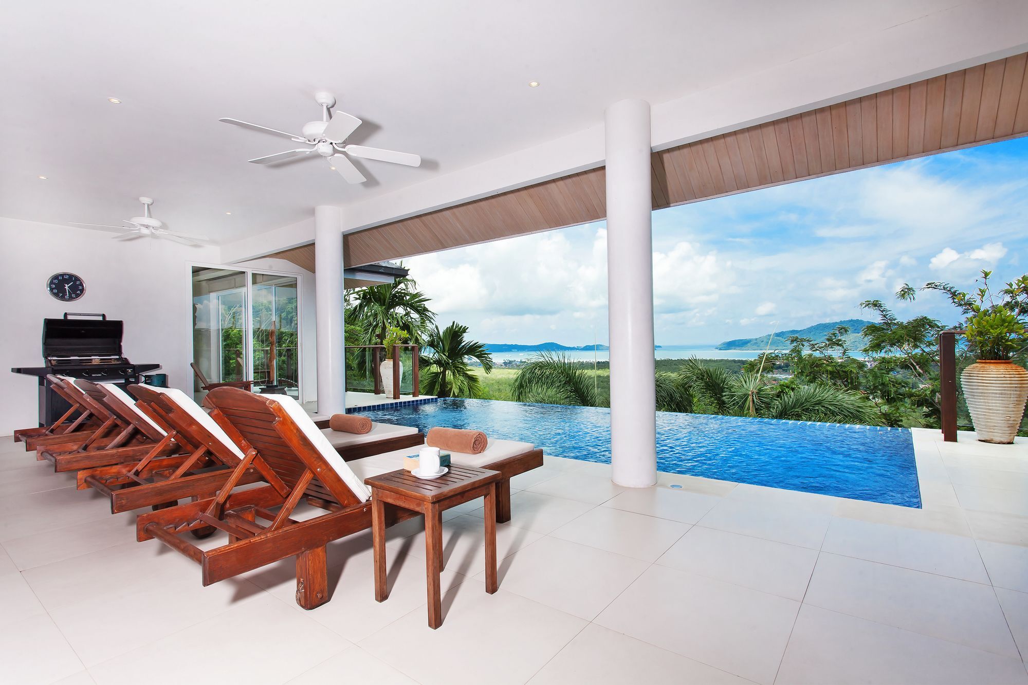 Villa Alangkarn Andaman 5 Bed Infinity Pool With Incredible View Nai Harn Exterior foto